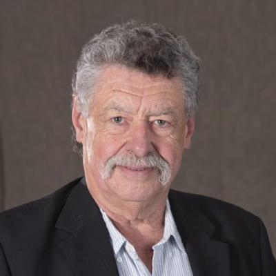 Dr-Paul-Smart-e1675242834380 (002).jpg