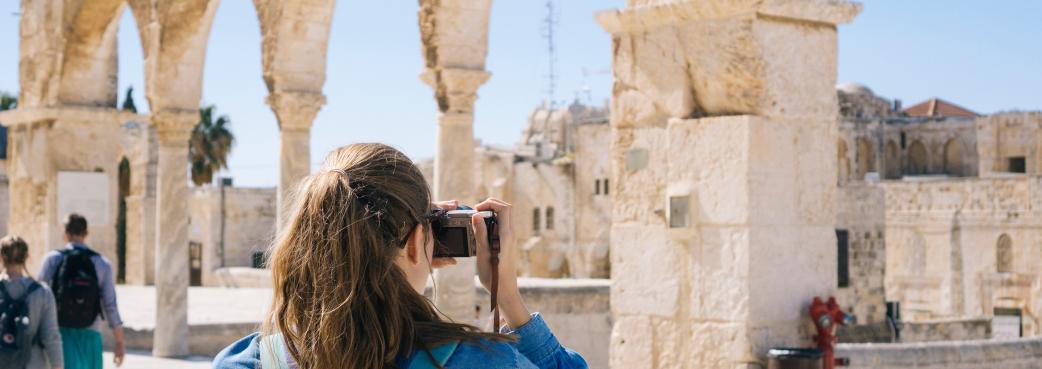 pexels-haley-black-2087391 (1) 2.jpg